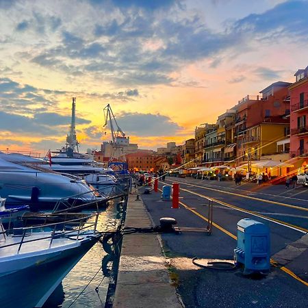 Casa Vacanza " La Rosa " Imperia Liguria Luaran gambar