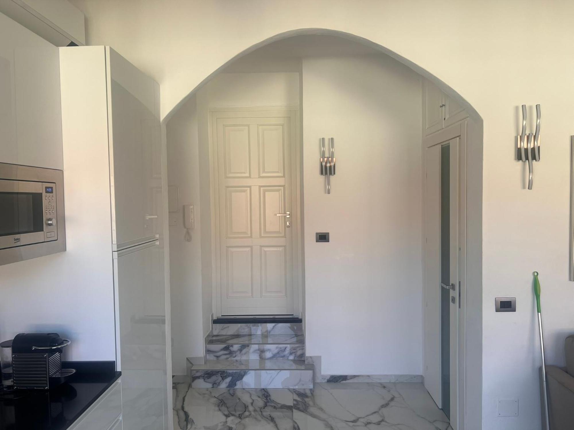 Casa Vacanza " La Rosa " Imperia Liguria Luaran gambar